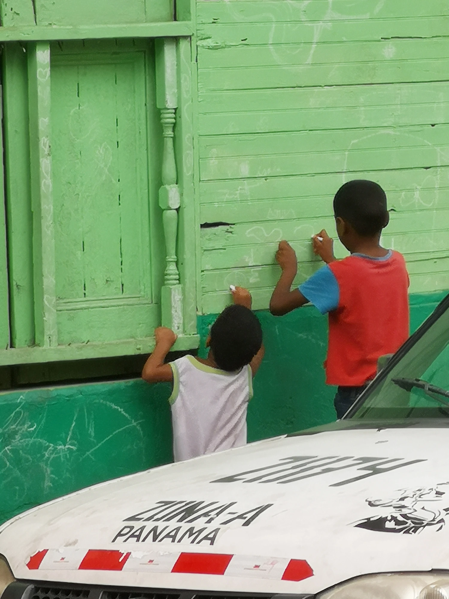 Défense d'effacer — photographie en couleur de Stéphane Pestel, collection Street Stories, Panama City, Panama
